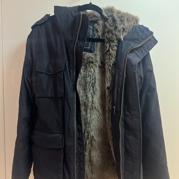 Aritzia Jackets & Blazers - Artizia TNA 2017 Goose Down Avoriaz Parka - Size M